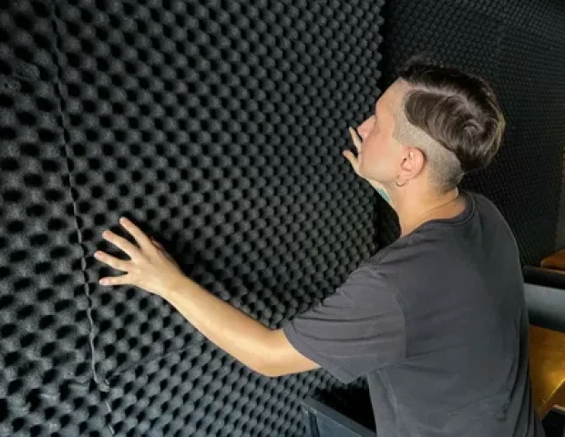 Professional Soundproofing Solutions for Homes and Businesses